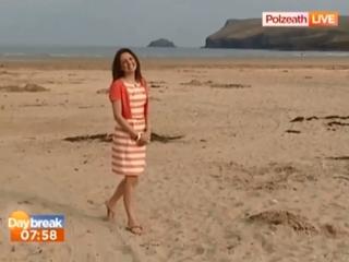 Laura Tobin feet photo thumbnail