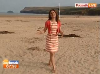 Laura Tobin feet photo thumbnail