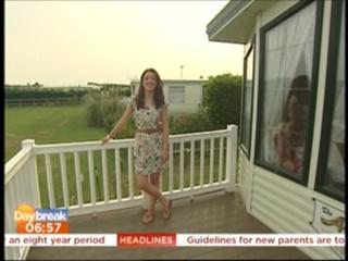 Laura Tobin feet photo thumbnail