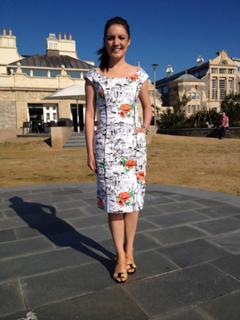 Laura Tobin feet photo thumbnail