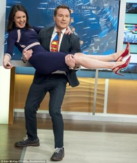 Laura Tobin feet photo thumbnail