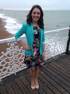 Laura Tobin feet photo thumbnail