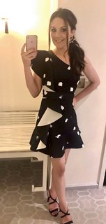 Laura Tobin feet photo thumbnail