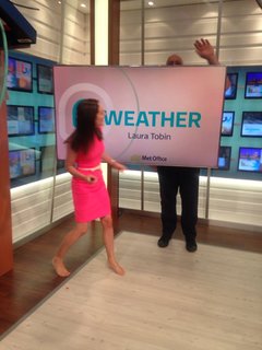 Laura Tobin feet photo thumbnail