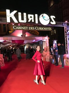 Laura Tobin feet photo thumbnail