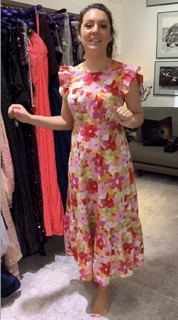 Laura Tobin feet photo thumbnail