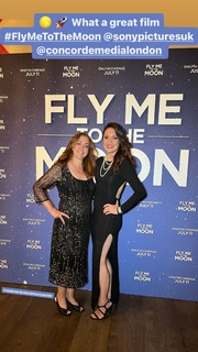 Laura Tobin feet photo thumbnail