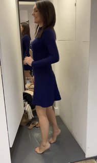 Laura Tobin feet photo thumbnail