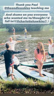 Laura Tobin feet photo thumbnail