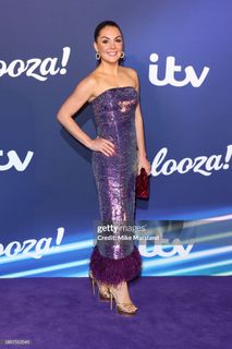 Laura Tobin feet photo 7
