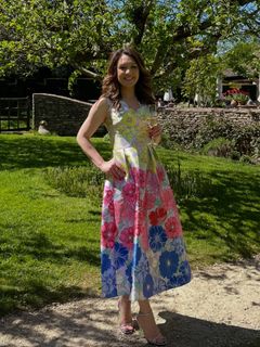 Laura Tobin feet photo 4