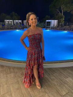 Laura Tobin feet photo 13