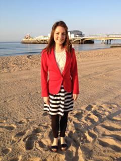 Laura Tobin feet photo thumbnail