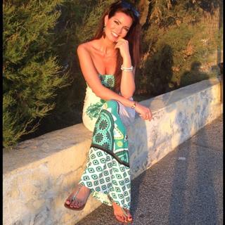 Laura Torrisi feet photo thumbnail