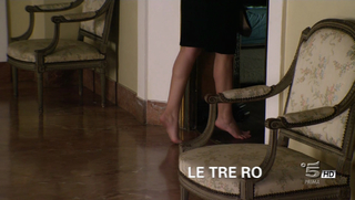 Laura Torrisi feet photo thumbnail