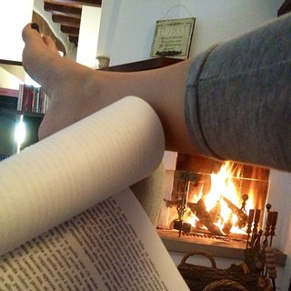 Laura Torrisi feet photo thumbnail