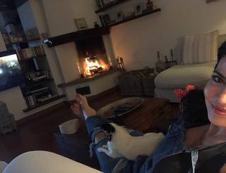 Laura Torrisi feet photo thumbnail