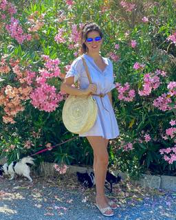 Laura Torrisi feet photo thumbnail