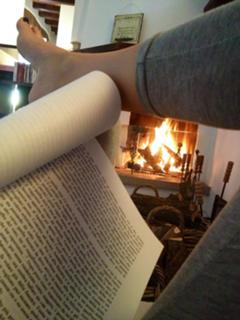 Laura Torrisi feet photo thumbnail