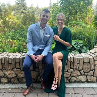 Laura Vandervoort feet photo thumbnail