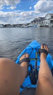Laura Vitale feet photo 5