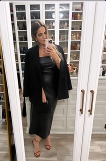 Laura Vitale feet photo 1