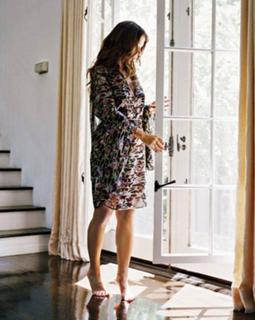 Laura Wasser feet photo 2