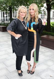 Laura Whitmore feet photo thumbnail