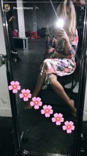 Laura Whitmore feet photo thumbnail