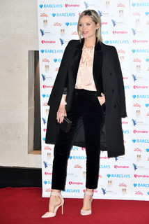 Laura Whitmore feet photo thumbnail
