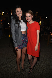 Laura Wiggins feet photo thumbnail