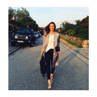 Laura Wontorra feet photo thumbnail