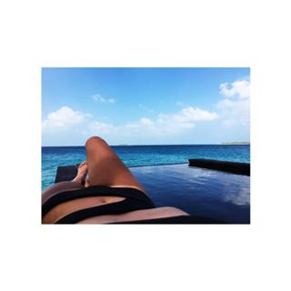 Laura Wontorra feet photo thumbnail