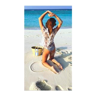 Laura Wontorra feet photo thumbnail