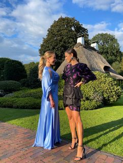 Laura Wontorra feet photo thumbnail