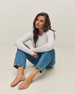 Laura Wontorra feet photo 3