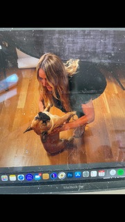 Laura Woods feet photo thumbnail