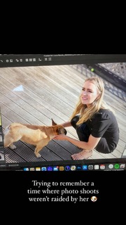 Laura Woods feet photo thumbnail