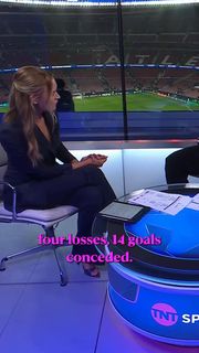 Laura Woods feet photo 11