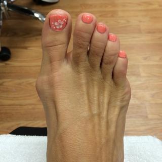 Laura Wright feet photo 1
