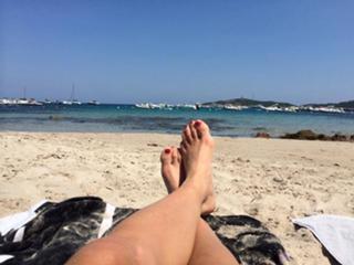 Laure Boulleau feet photo thumbnail