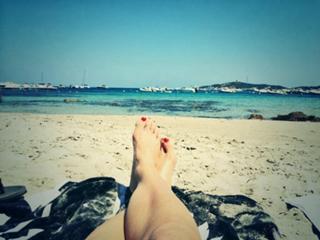 Laure Boulleau feet photo thumbnail