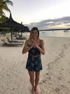 Laure Boulleau feet photo thumbnail