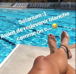 Laure Boulleau feet photo thumbnail