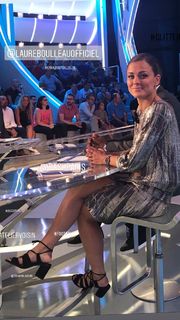 Laure Boulleau feet photo thumbnail