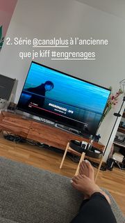 Laure Boulleau feet photo thumbnail