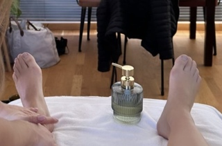 Laure Boulleau feet photo thumbnail