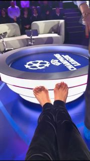 Laure Boulleau feet photo 11