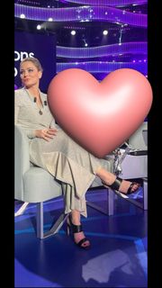 Laure Boulleau feet photo 7