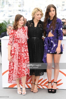 Laure Calamy feet photo 3